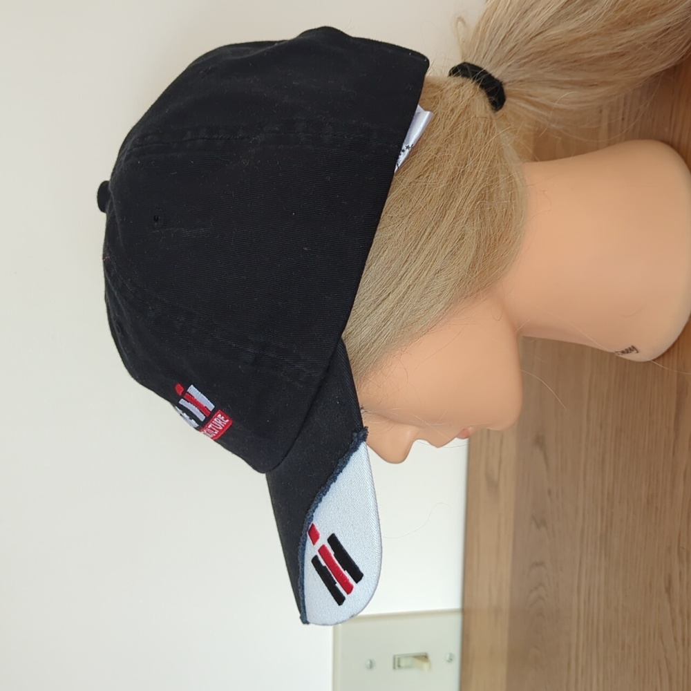 Dry fit Nike golf polo shirt and baseball cap - Picture 6 of 10